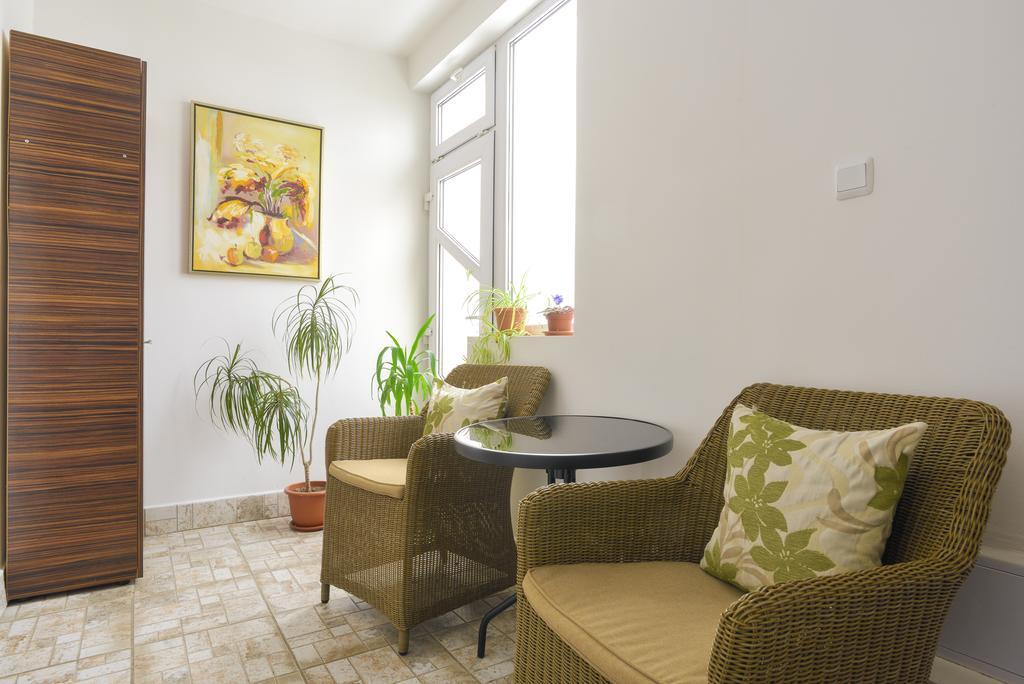 Pension Verona Centru คลูจ-นาโปกา ภายนอก รูปภาพ